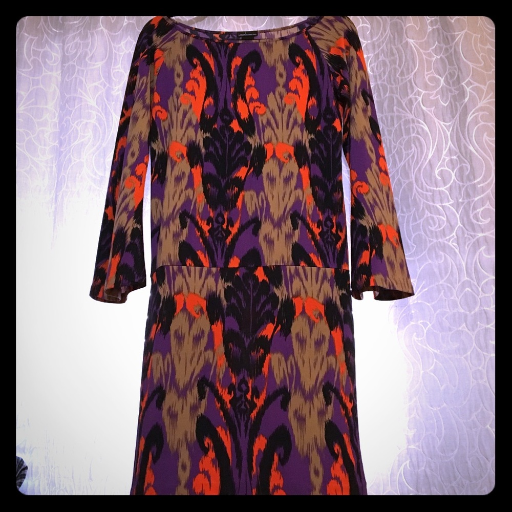 BEAUTIFUL* dropped waist* MINI*very flattering*